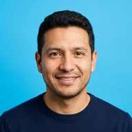 Portrait of Daniel Ortiz